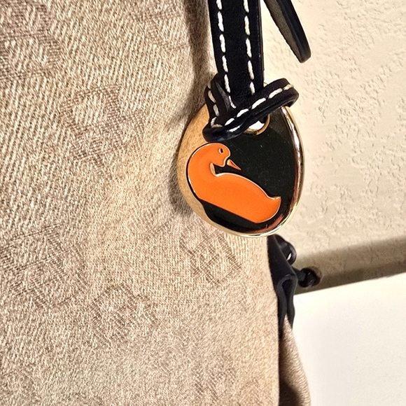 Dooney & Burke Satchel Bag Tan Khaki - Picture 3 of 8